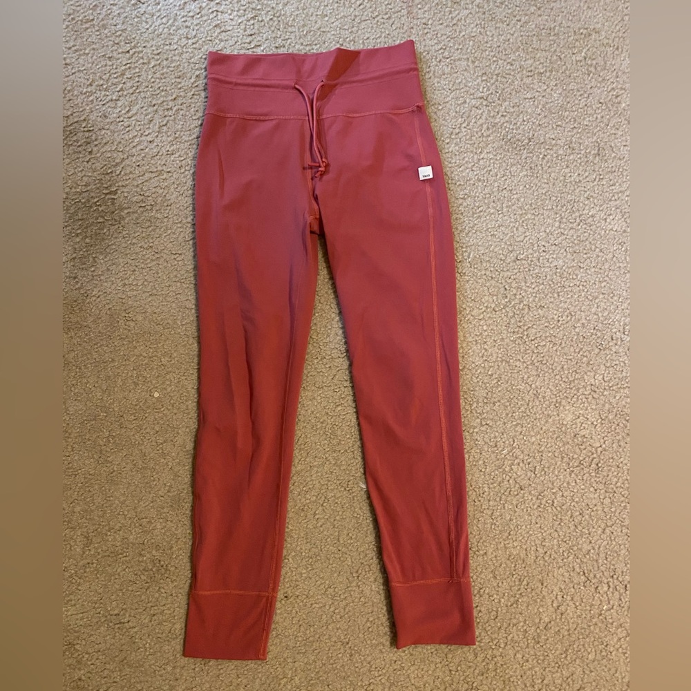 Vuori Daily Leggings Size Medium Salmon Pink Super Soft